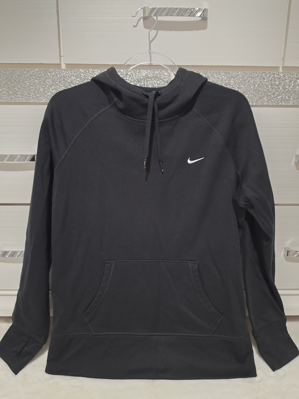 Nike Women’s Black Pullover Hoodie - Swoosh Logo